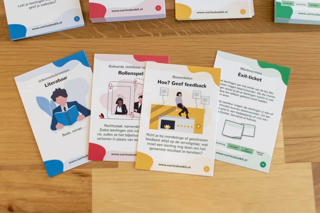 CurriculumKit-kaarten en canvas in gebruik